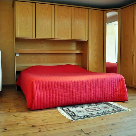 Logis L'adourable Hotel 3*