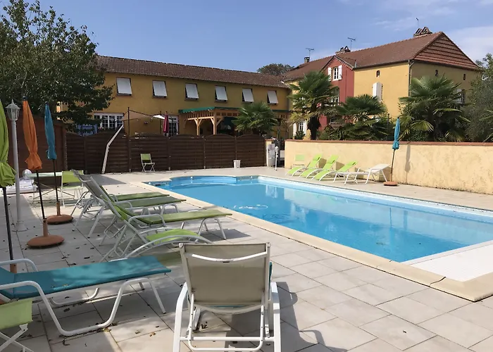 Logis L'adourable 3*