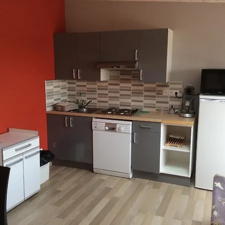 Logis L'adourable מלון