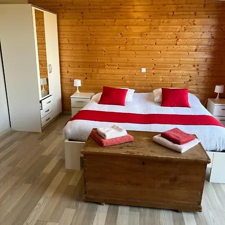 Logis L'adourable Hotel 3*