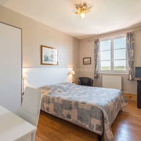 Logis L'adourable 3*