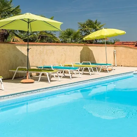 Logis L'adourable 3* Soublecause