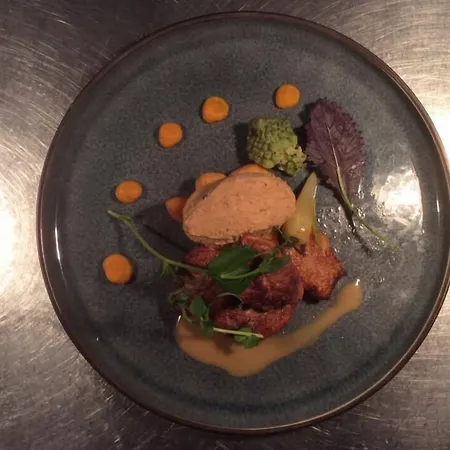 מלון Logis L'adourable 3*