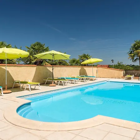 Logis L'adourable 3*