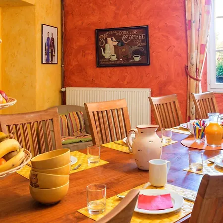 Hotel Logis L'adourable 3*