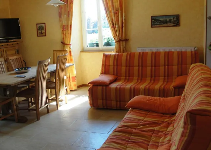 Logis L'adourable فندق